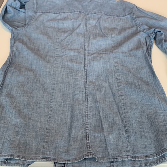 LL Bean chambray button down shirt - Picture 8 of 8